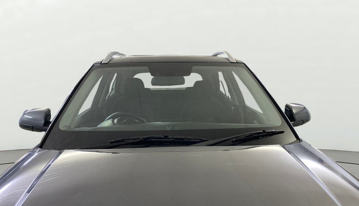 2021 Hyundai VENUE S+ 1.2, Petrol, Manual, 53,388 km, Front Windshield