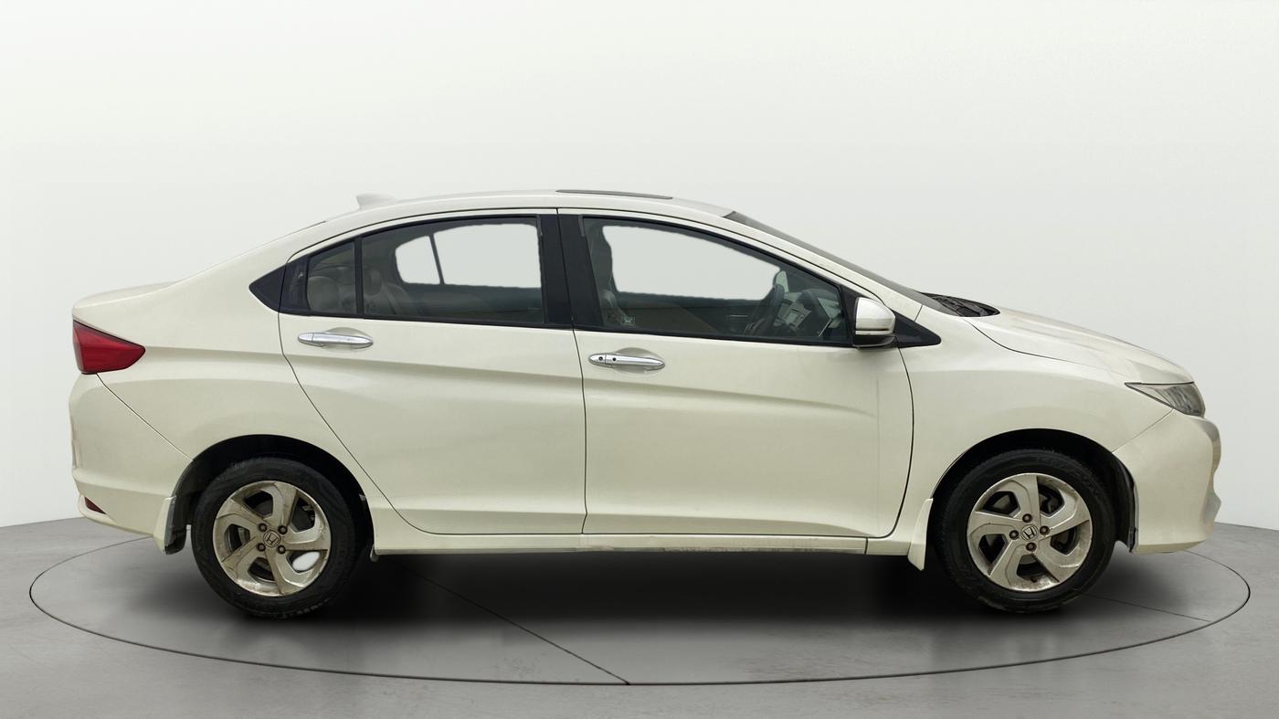 2015 Honda City 1.5L I-VTEC VX CVT, Petrol, Automatic, 1,04,375 km, Right Side View