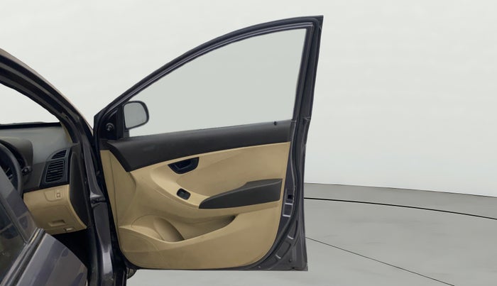 2017 Hyundai Eon MAGNA +, Petrol, Manual, 81,583 km, RHS Front Door