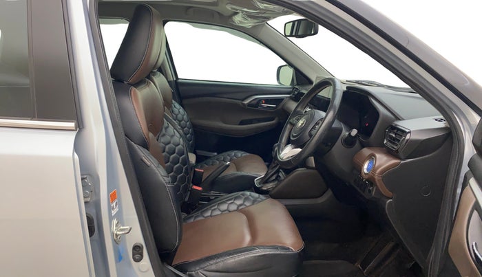 2022 Toyota URBAN CRUISER HYRYDER G HYBRID, Hybrid, Automatic, 49,186 km, Right Side Front Door Cabin