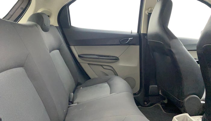 2016 Tata Tiago XM PETROL, Petrol, Manual, 70,026 km, Right Side Rear Door Cabin