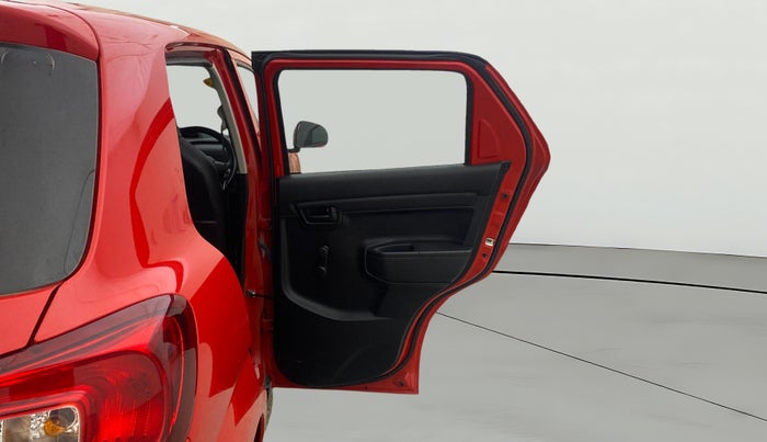 2022 Maruti S PRESSO VXI (O), Petrol, Manual, 2,211 km, RHS Rear Door