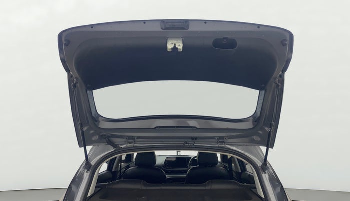 2022 Hyundai NEW I20 ASTA 1.2 MT, Petrol, Manual, 26,568 km, Boot Door Open