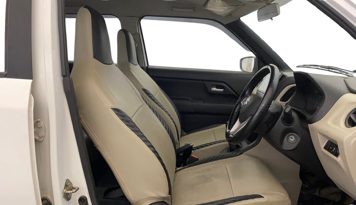 2022 Maruti New Wagon-R ZXI 1.2, Petrol, Manual, 33,175 km, Right Side Front Door Cabin