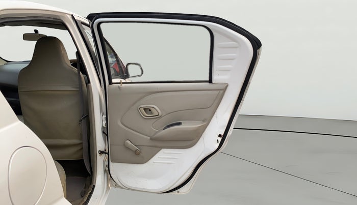 2016 Datsun Redi Go T (O), Petrol, Manual, 29,508 km, RHS Rear Door