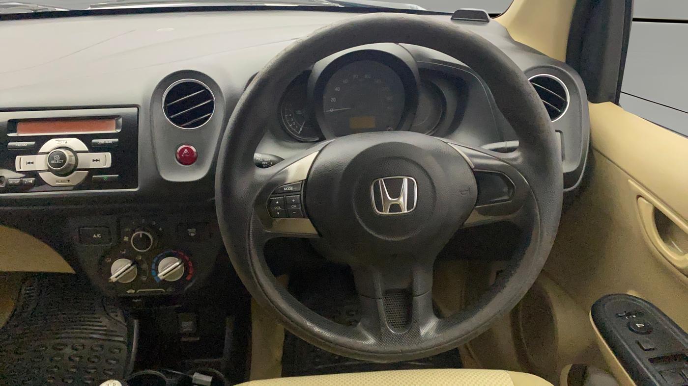 2014 Honda Brio S MT, Petrol, Manual, 73,483 km, Steering Wheel Close Up