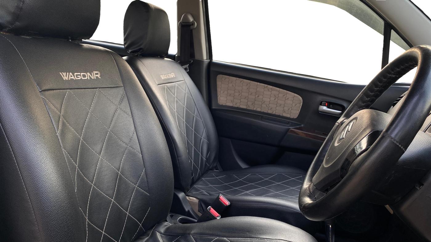 2018 Maruti Wagon R 1.0 VXI AMT, Petrol, Automatic, 25,963 km, Right Side Front Door Cabin