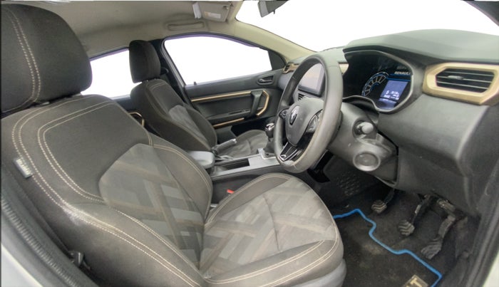 2021 Renault Kiger RXT 1.0 TURBO MT DUAL TONE, Petrol, Manual, 38,172 km, Right Side Front Door Cabin