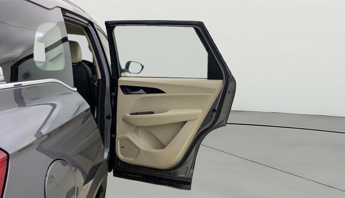 2021 MG HECTOR SHARP HYBRID 1.5 PETROL, Petrol, Manual, 46,670 km, RHS Rear Door