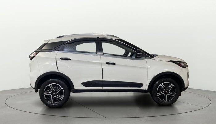 2022 Tata NEXON XE PETROL, Petrol, Manual, 44,218 km, Right Side View