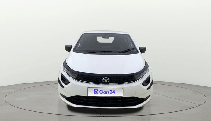 2025 Tata ALTROZ XM PETROL, Petrol, Manual, 2,641 km, Front