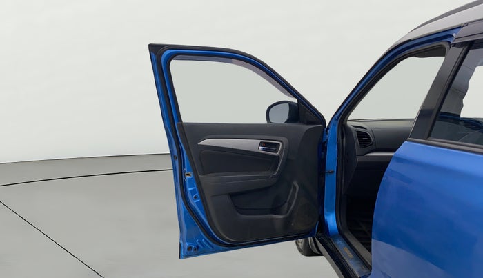 2016 Maruti Vitara Brezza ZDI PLUS DUAL TONE, Diesel, Manual, 85,011 km, LHS Front Door