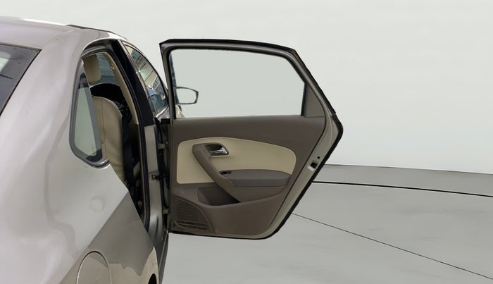 2013 Skoda Rapid ELEGANCE 1.6 MPI MT, Petrol, Manual, 11,245 km, RHS Rear Door