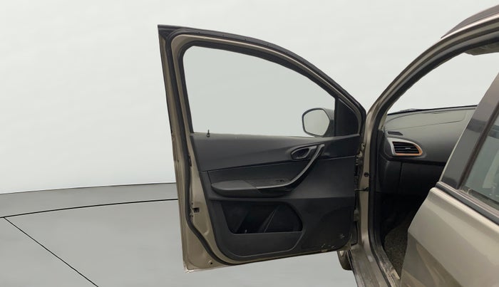 2019 Tata TIAGO NRG PETROL, CNG, Manual, 1,03,582 km, LHS Front Door