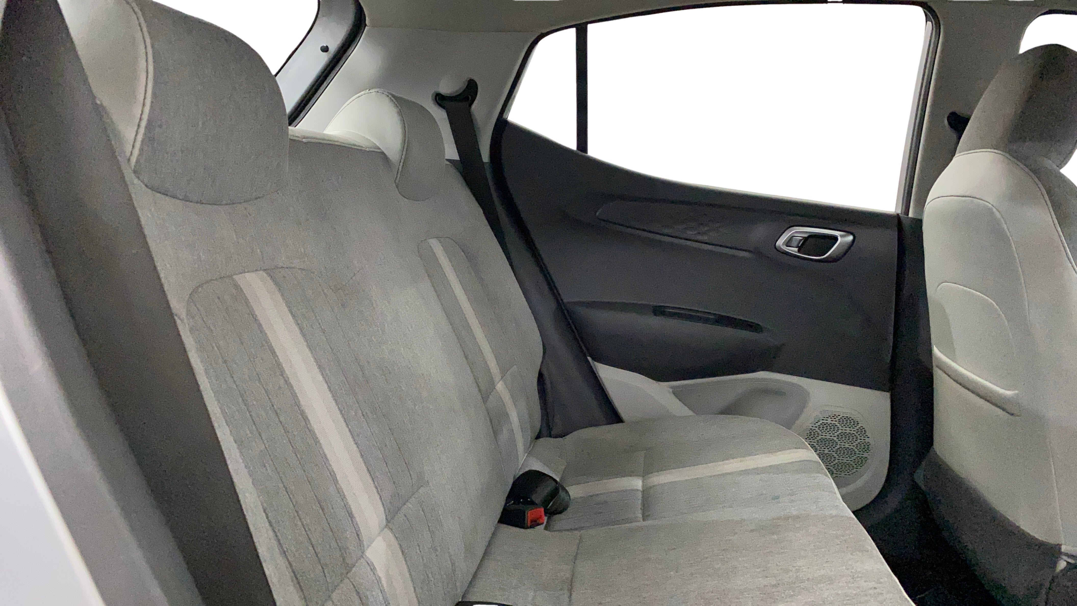 camera-Right-Side-Rear-Door-Cabin