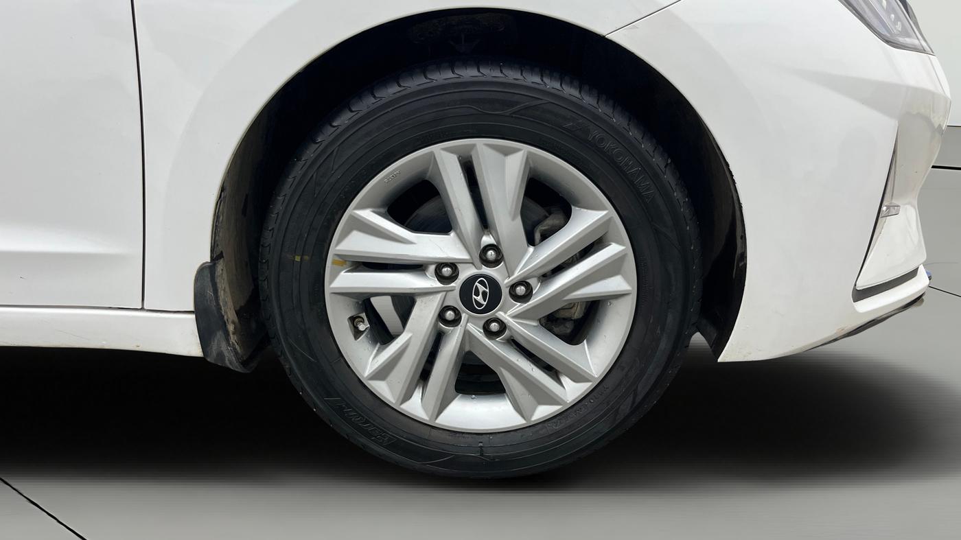 2019 Hyundai New Elantra 2.0 SX(O) AT PETROL, Petrol, Automatic, 56,206 km, Right Front Wheel