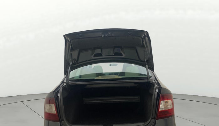 2018 Skoda Rapid STYLE 1.5 TDI AT, Diesel, Automatic, 1,26,383 km, Boot Door Open