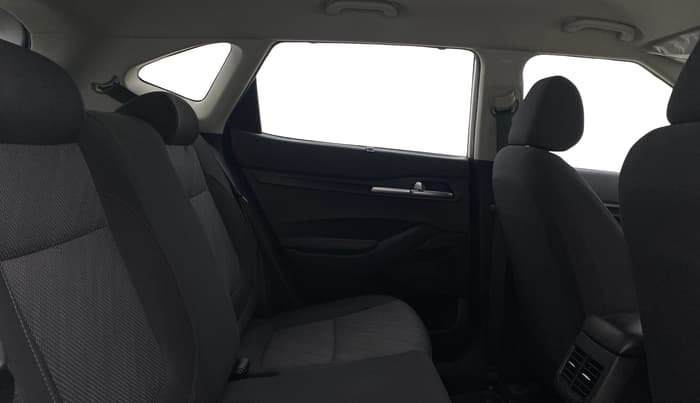 2022 KIA SELTOS HTK PLUS 1.5, Petrol, Manual, 82,149 km, Right Side Rear Door Cabin
