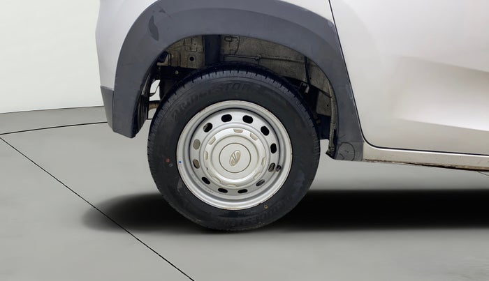 2018 Mahindra KUV 100 NXT K2 P 6 STR, Petrol, Manual, 39,378 km, Right Rear Wheel