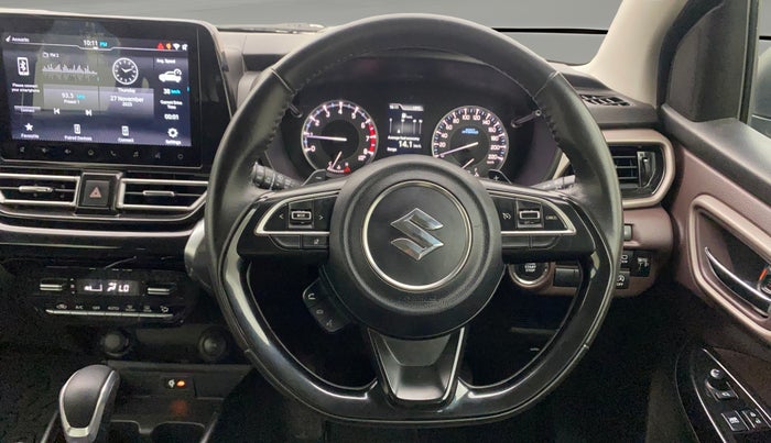 2023 Maruti FRONX ALPHA 1.0L TURBO 6 AT, Petrol, Automatic, 60,385 km, Steering Wheel Close Up