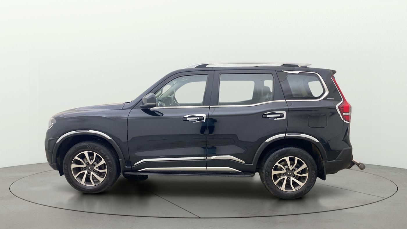 2023 Mahindra SCORPIO-N Z8 DIESEL AT 2WD 7 STR, Diesel, Automatic, 52,840 km, Left Side
