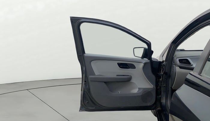 2020 Tata ALTROZ XE PETROL, Petrol, Manual, 50,672 km, LHS Front Door