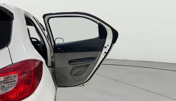 2017 Tata Tiago XT PETROL, Petrol, Manual, 45,432 km, RHS Rear Door