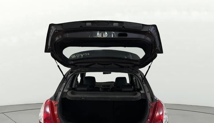 2016 Maruti Swift VXI O, Petrol, Manual, 79,152 km, Boot Door Open