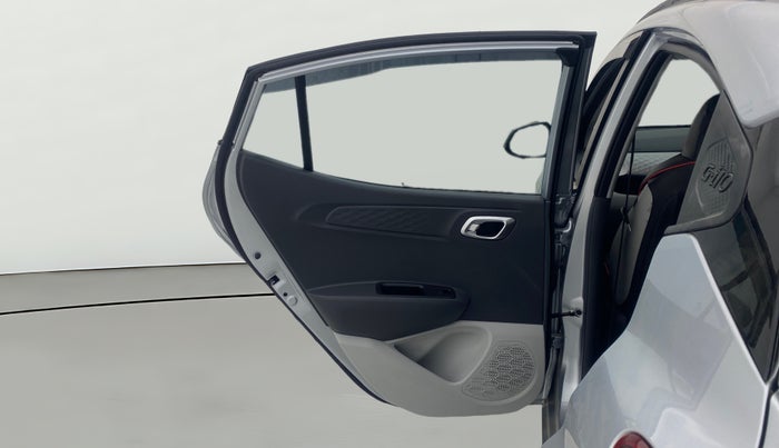 2025 Hyundai GRAND I10 NIOS ASTA AMT 1.2 KAPPA VTVT, Petrol, Automatic, 2,707 km, LHS Rear Door