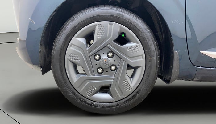 2022 Hyundai GRAND I10 NIOS MAGNA CORPORATE EDITION 1.2 KAPPA VTVT, Petrol, Manual, 23,054 km, Left Front Wheel