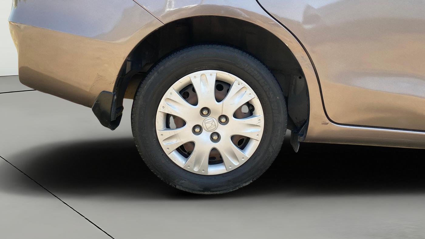 2013 Honda Amaze 1.2L I-VTEC S, Petrol, Manual, 82,354 km, Right Rear Wheel