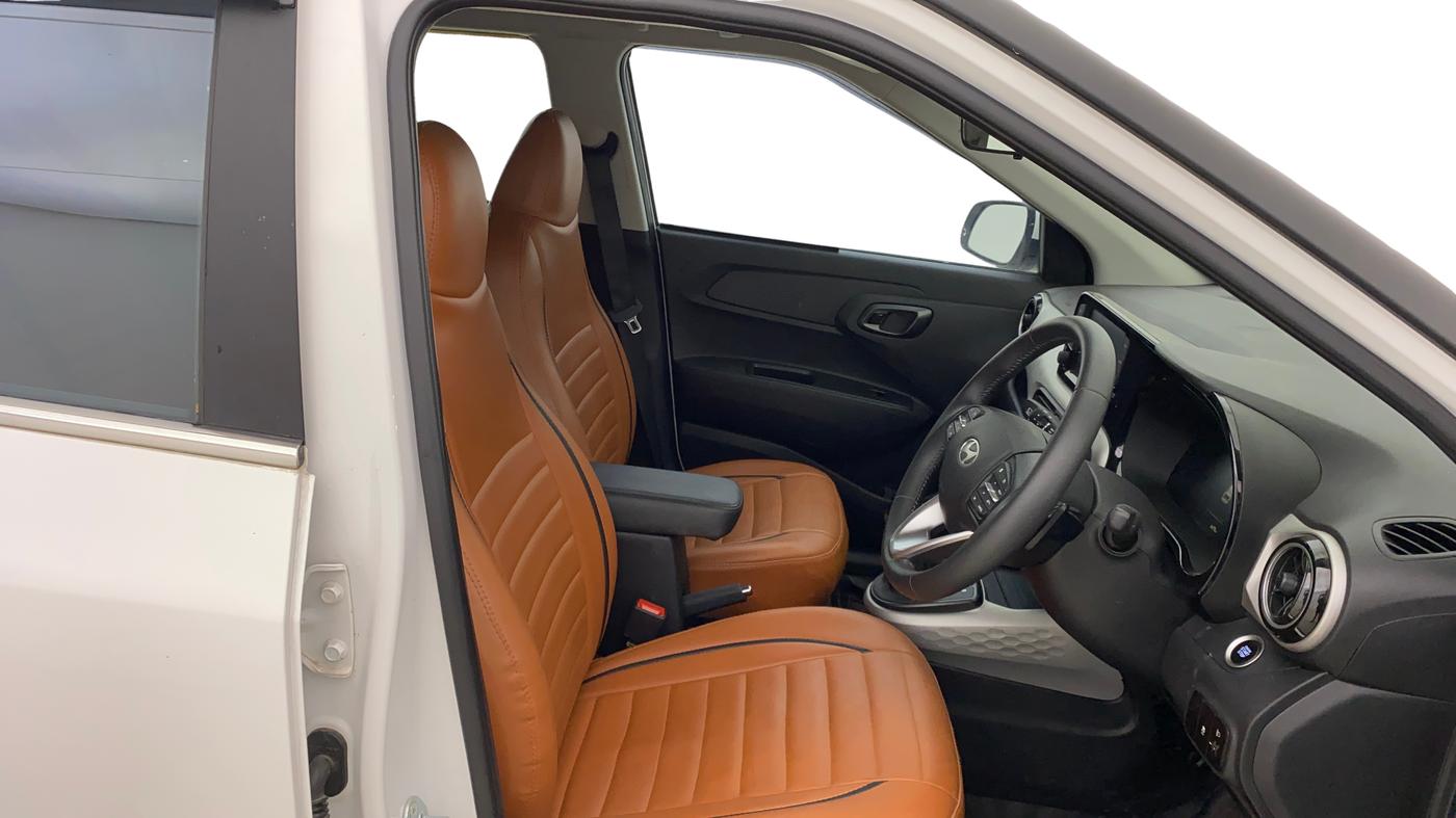 2025 Hyundai EXTER SX(O) 1.2 AMT, Petrol, Automatic, 6,674 km, Right Side Front Door Cabin