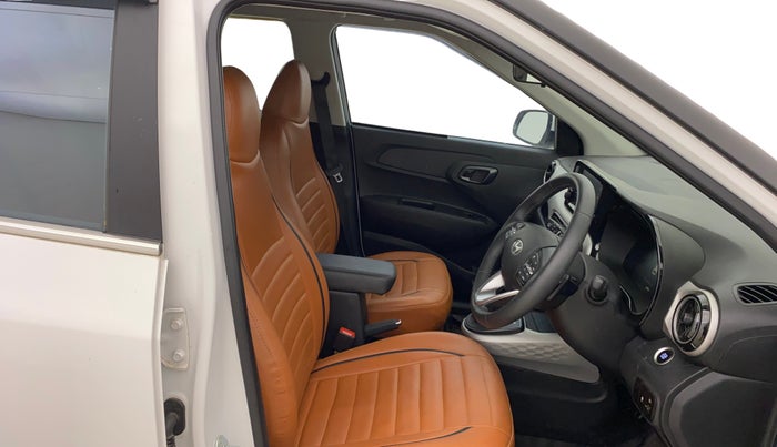 2025 Hyundai EXTER SX(O) 1.2 AMT, Petrol, Automatic, 6,674 km, Right Side Front Door Cabin