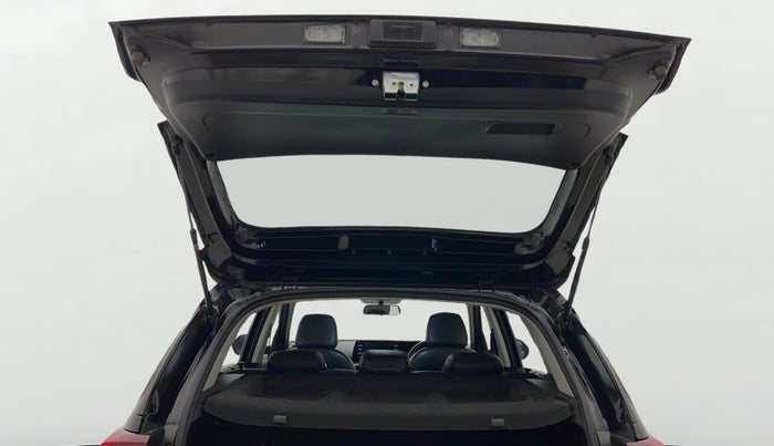 2023 KIA SONET HTX 1.5 AT, Diesel, Automatic, 17,495 km, Boot Door Open