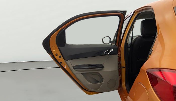 2018 Tata Tiago XZA PETROL, Petrol, Automatic, 25,631 km, LHS Rear Door
