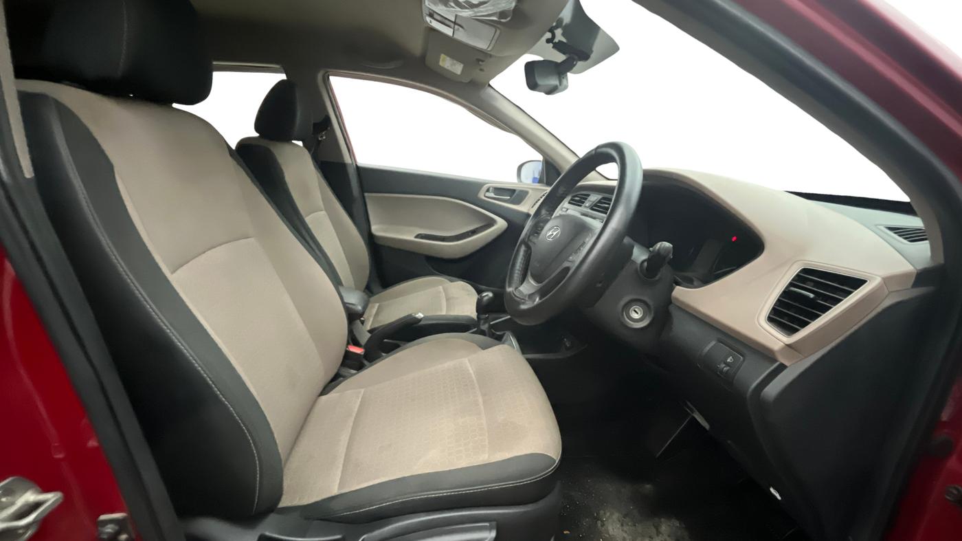 2017 Hyundai Elite i20 SPORTZ 1.2, Petrol, Manual, 66,910 km, Right Side Front Door Cabin