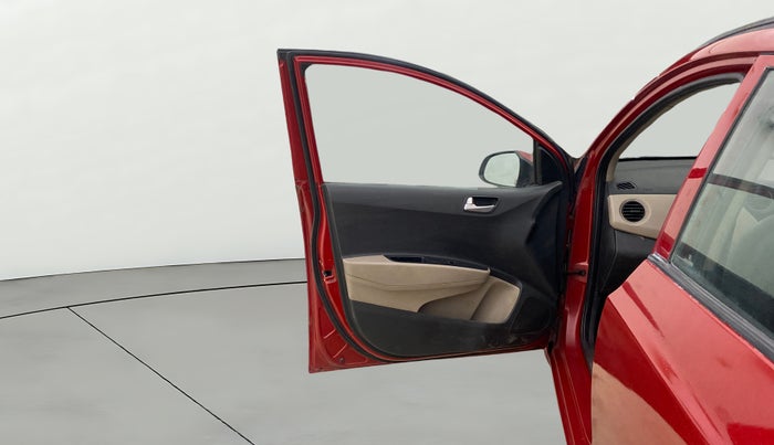 2017 Hyundai Grand i10 SPORTZ (O) 1.2 KAPPA VTVT, Petrol, Manual, 1,28,898 km, LHS Front Door