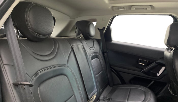 2023 Tata Harrier XT PLUS 2.0L KRYOTEC DARK EDITON, Diesel, Manual, 85,683 km, Right Side Rear Door Cabin