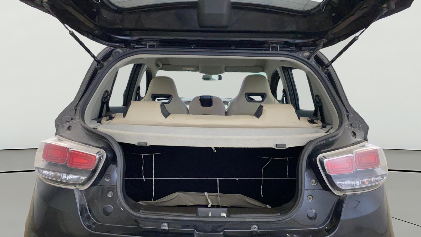 2019 Mahindra KUV 100 NXT K6+ P 6 STR, Petrol, Manual, 44,006 km, Boot Open Zoomed View