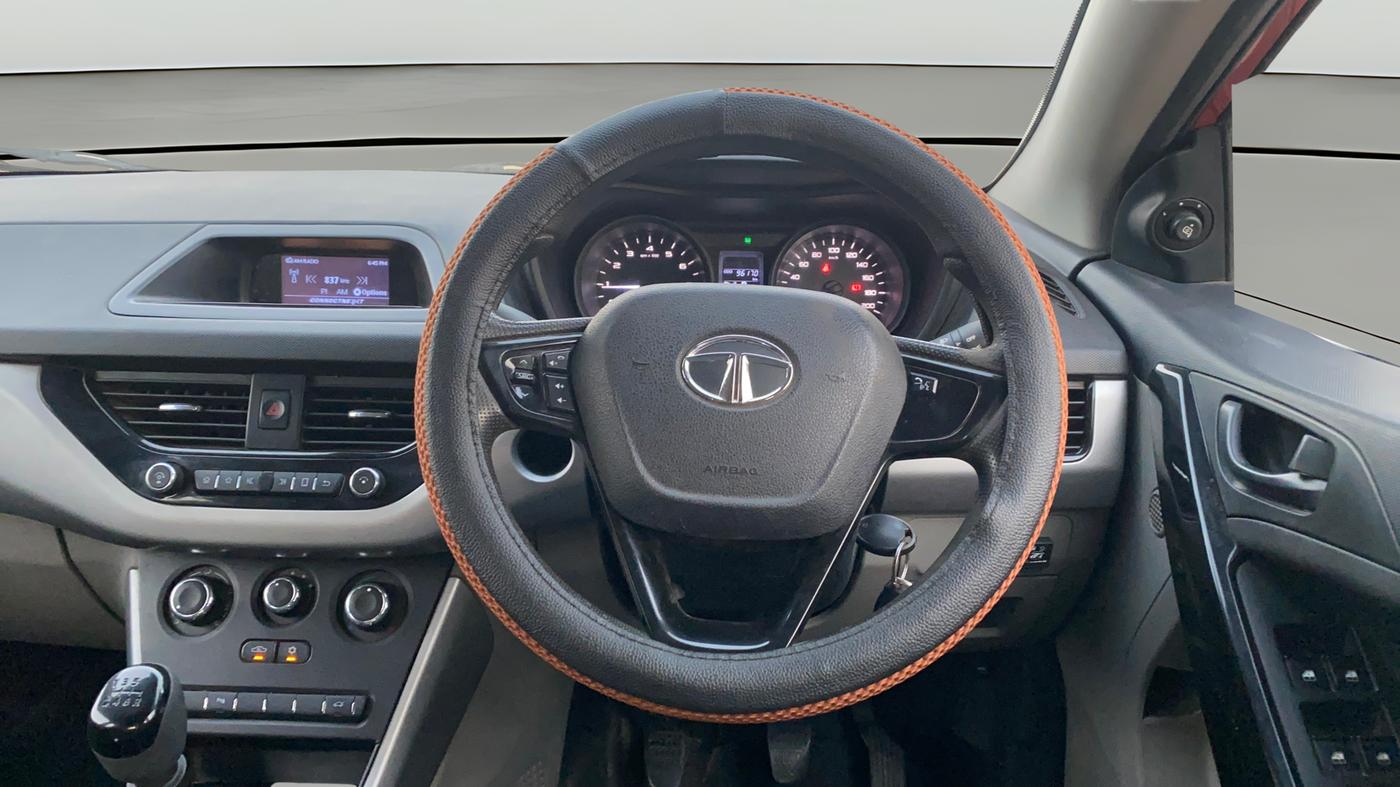 2018 Tata NEXON XM PETROL, CNG, Manual, 96,263 km, Steering Wheel Close Up