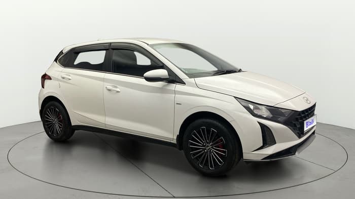 2025 Hyundai NEW I20 SPORTZ 1.2 IVT, Petrol, Automatic, 10,167 km, Right Front Diagonal