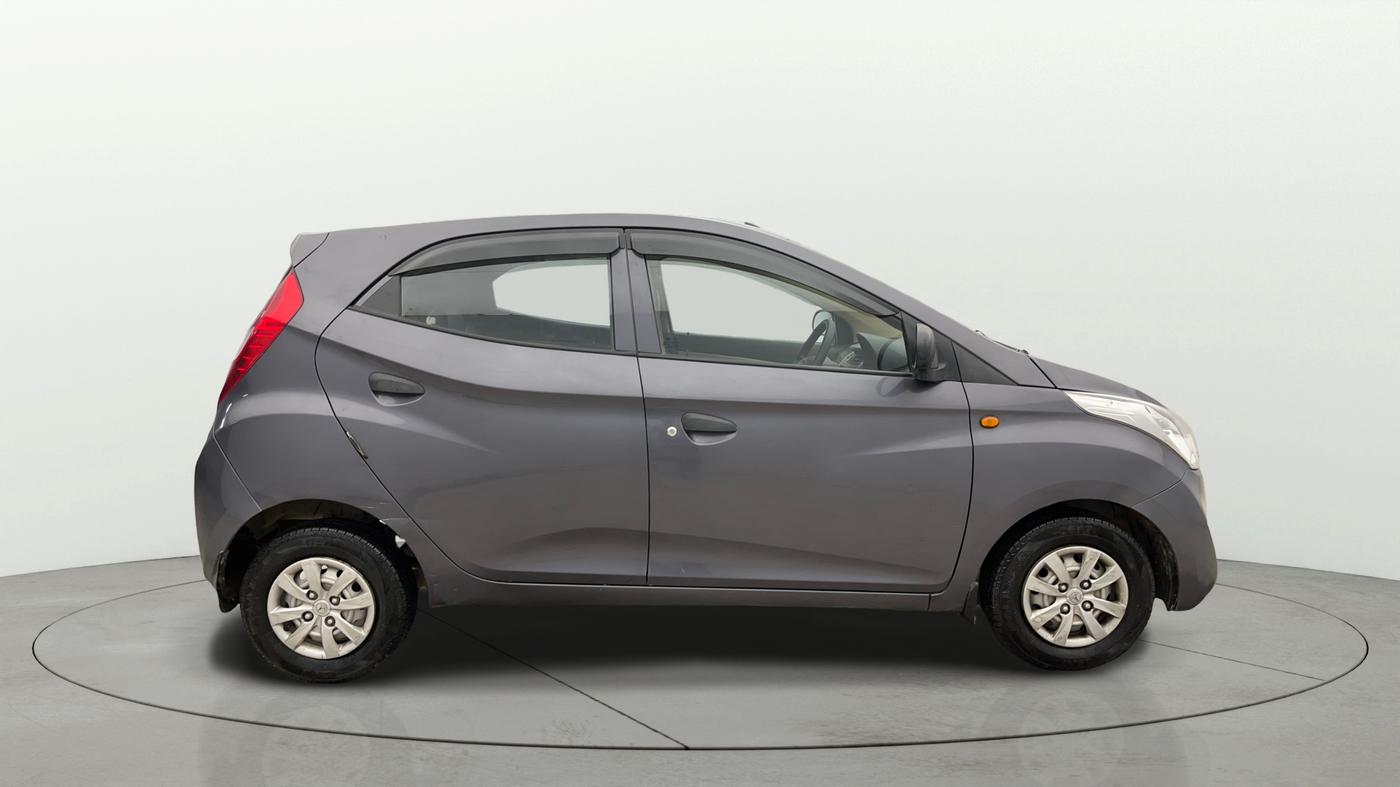 2015 Hyundai Eon ERA +, Petrol, Manual, 91,906 km, Right Side View