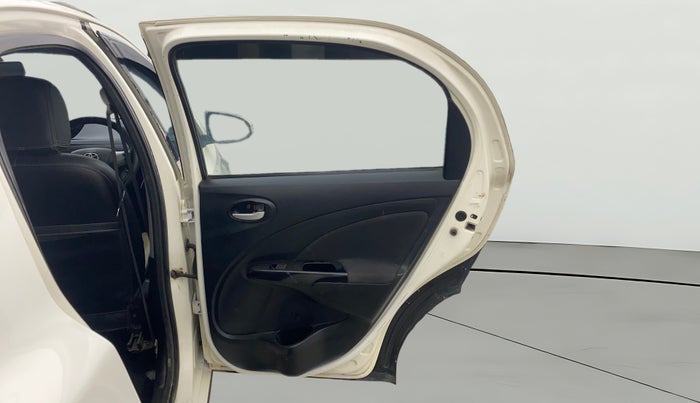 2014 Toyota Etios CROSS 1.4 VD, Diesel, Manual, 1,27,222 km, RHS Rear Door