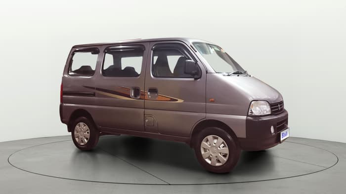 2022 Maruti Eeco 7 STR STD(O), Petrol, Manual, 22,361 km, Right Front Diagonal