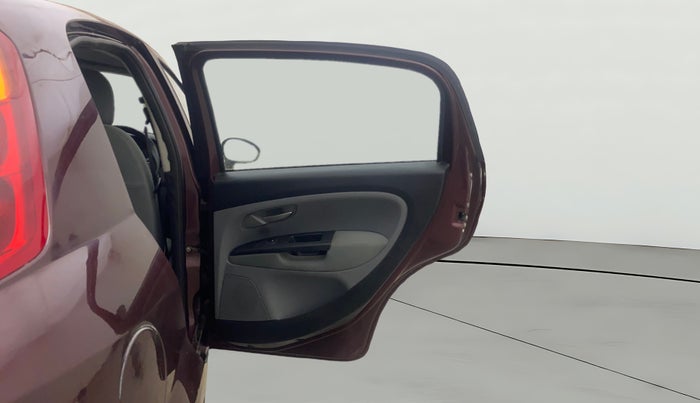 2014 Fiat Grand Punto DYNAMIC 1.3, Diesel, Manual, 1,12,238 km, RHS Rear Door