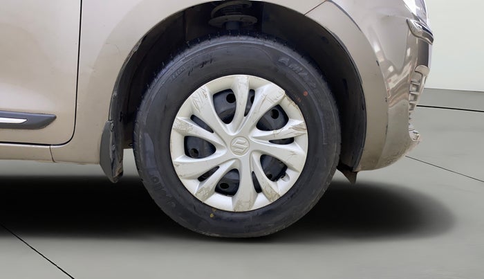 2019 Maruti Swift VXI AMT, Petrol, Automatic, 57,492 km, Right Front Wheel