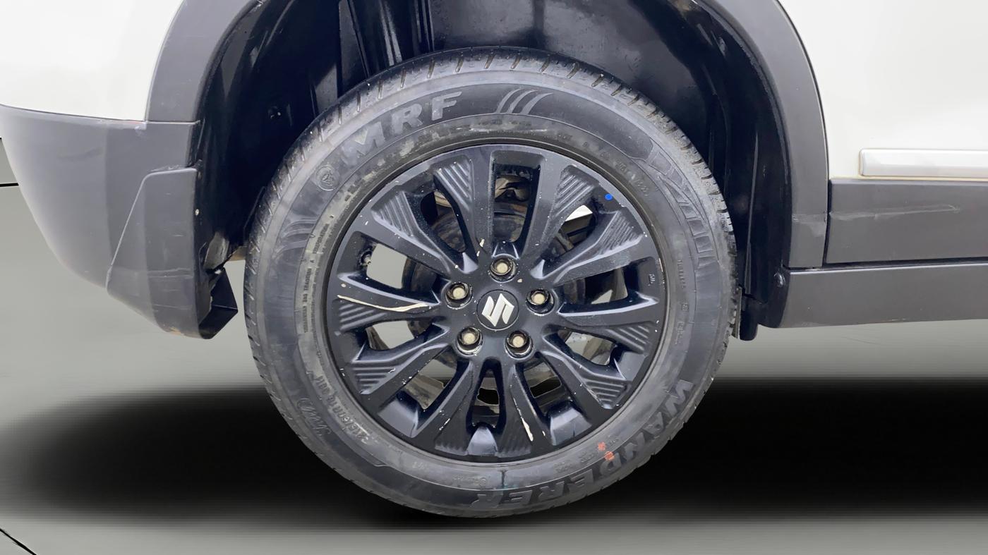 2022 Maruti BREZZA ZXI, Petrol, Manual, 42,466 km, Right Rear Wheel