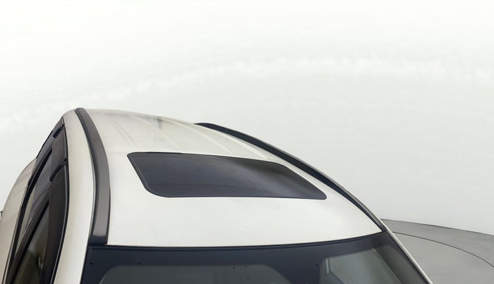 2020 Mahindra XUV500 W9, Diesel, Manual, 69,539 km, Roof