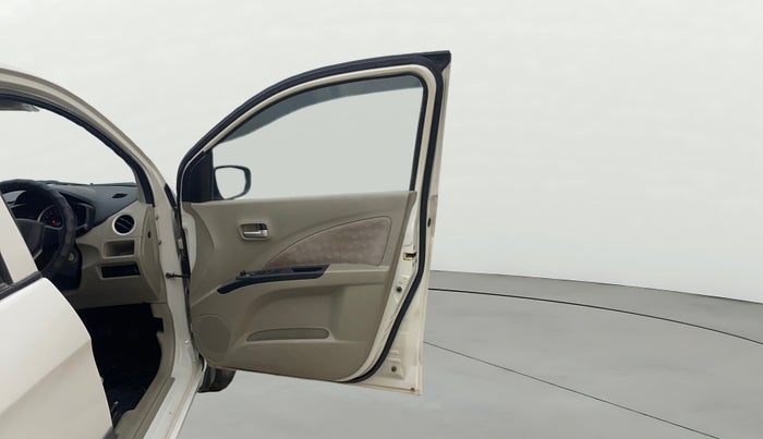 2015 Maruti Celerio ZXI (O), Petrol, Manual, 50,666 km, RHS Front Door