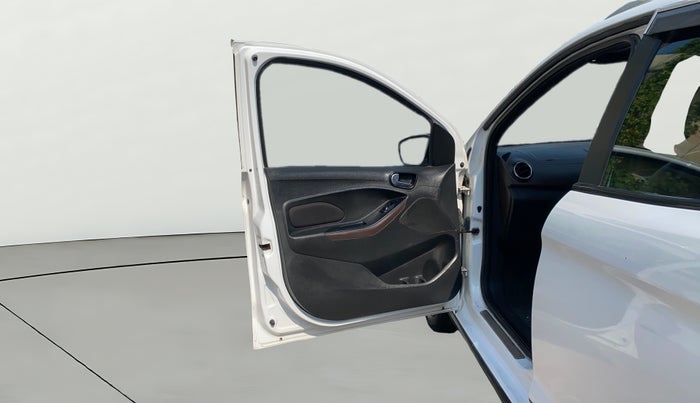 2019 Ford FREESTYLE TITANIUM 1.2 PETROL, CNG, Manual, 83,938 km, LHS Front Door